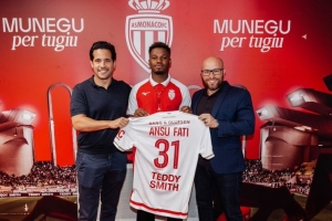 开云电竞官网-年薪1500万！西媒：法蒂薪资支付年限延长 巴萨获800万欧财政空间