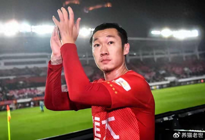 体育博彩-国脚不去豪门偏选升班马？玉昆这波操作我看懂了|中超|徐新|邓涵文|上海申花足球俱乐部|山东泰山_新浪体育_新浪新闻