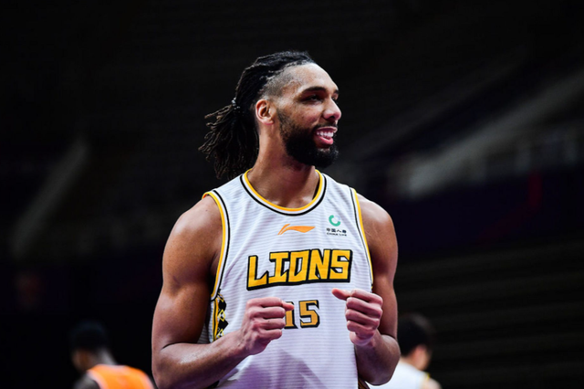 开云电竞官网-CBA最新消息！广东宏远报价奥卡福，北京首钢迎来强援